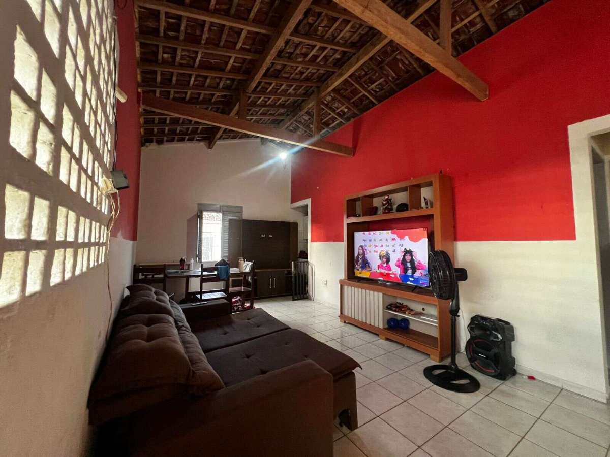  - Casa à venda em João Pessoa, João Paulo II, com 6 quartos, 160m²